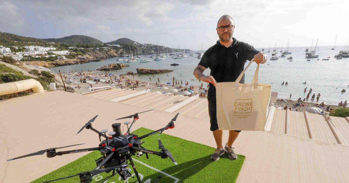 Una empresa de drones llevará comida y bebida a los yates de Cala Tarida — Periódico de Ibiza